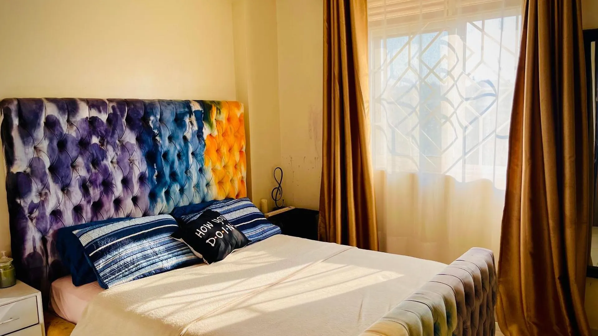 شقة House Book Saginia كامبالا أوغندا